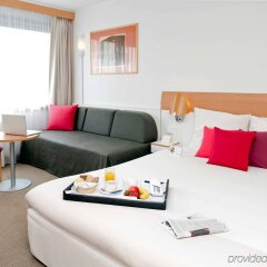 Novotel Warszawa Airport in Warsaw, Poland from 96$, photos, reviews - zenhotels.com guestroom