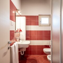 Отель Residence Onda Blu Манерба-дель-Гарда ванная фото 2