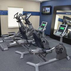 Отель Hampton Inn & Suites Sharon, PA фитнесс-зал фото 3