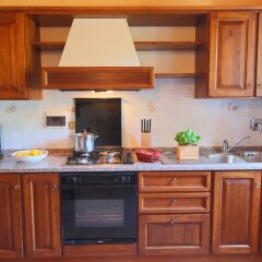 Отель Elegant Farmhouse in Campriano With Swimming Pool Ареццо в номере