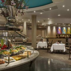 Отель Hilton Amsterdam Airport Schiphol Нидерланды, Схипхол - 1 отзыв об отеле, цены и фото номеров - забронировать отель Hilton Amsterdam Airport Schiphol онлайн питание фото 2