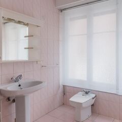 Отель El Sauce by People Rentals Испания, Сан-Себастьян - отзывы, цены и фото номеров - забронировать отель El Sauce by People Rentals онлайн ванная фото 2