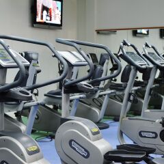 Отель Village Hotel Liverpool Великобритания, Ливерпуль - отзывы, цены и фото номеров - забронировать отель Village Hotel Liverpool онлайн фитнесс-зал фото 2