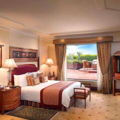 Отель ITC Maurya, a Luxury Collection Hotel, New Delhi Индия, Нью-Дели - отзывы, цены и фото номеров - забронировать отель ITC Maurya, a Luxury Collection Hotel, New Delhi онлайн комната для гостей фото 3