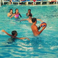 Отель Paphos Gardens Holiday Resort спортивное сооружение