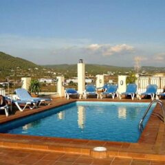 Отель Hostal Ferrer Испания, Сан-Антони-де-Портмань - отзывы, цены и фото номеров - забронировать отель Hostal Ferrer онлайн с домашними животными