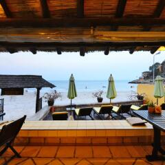Отель Supatra Hua Hin Resort пляж