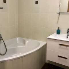 Отель Apartament Orient Польша, Познань - отзывы, цены и фото номеров - забронировать отель Apartament Orient онлайн ванная
