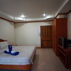 Апартаменты Mala Apartment пляж Ката комната для гостей фото 3