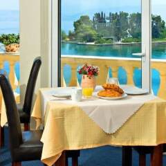 Hotel Pontikonissi питание