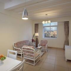 Sanya Golden Phoenix Sea View Hotel комната для гостей фото 2