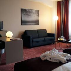 AZIMUT Hotel Cologne комната для гостей фото 9