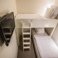 Hotel JL No76 сейф в номере