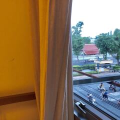 Suneta Hostel Khaosan балкон