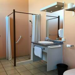 Отель Tahiti Airport Motel Французская Полинезия, Фааа - 1 отзыв об отеле, цены и фото номеров - забронировать отель Tahiti Airport Motel онлайн ванная