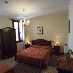 Отель Tivoli Hotel Италия, Венеция - 4 отзыва об отеле, цены и фото номеров - забронировать отель Tivoli Hotel онлайн комната для гостей фото 3