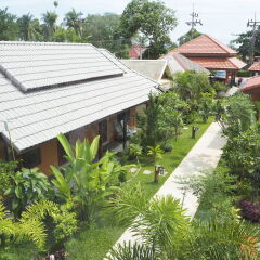 Отель Lanta Fevrier Resort