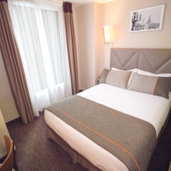 Отель Timhotel Gare Montparnasse Париж сейф в номере