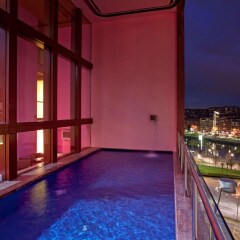 Hotel Melia Bilbao бассейн