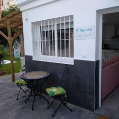 Отель Villas By Seric,15' walking to the beach Торремолинос фото 8