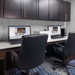 Отель Hampton Inn Newark Airport США, Элизабет - отзывы, цены и фото номеров - забронировать отель Hampton Inn Newark Airport онлайн интерьер отеля фото 3