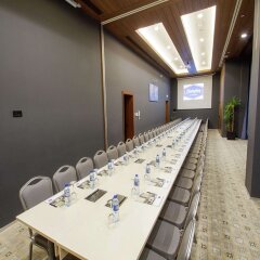 Hampton by Hilton Bolu Турция, Болу - отзывы, цены и фото номеров - забронировать отель Hampton by Hilton Bolu онлайн помещение для мероприятий