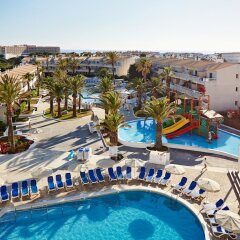 Отель SunConnect Hotel Los Delfines Испания, Кала-эн-Форкат - отзывы, цены и фото номеров - забронировать отель SunConnect Hotel Los Delfines онлайн бассейн фото 2