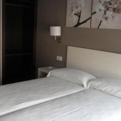 Отель Dormavalencia Hostel Regne Испания, Валенсия - отзывы, цены и фото номеров - забронировать отель Dormavalencia Hostel Regne онлайн комната для гостей фото 4