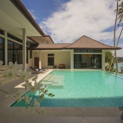 Отель Luxury Beach Front Noble House Villa Таиланд, пляж Панва - отзывы, цены и фото номеров - забронировать отель Luxury Beach Front Noble House Villa онлайн бассейн фото 3