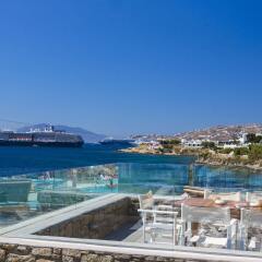 Отель Mykonos Beach Hotel Греция, Миконос - отзывы, цены и фото номеров - забронировать отель Mykonos Beach Hotel онлайн пляж