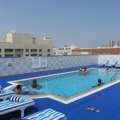 Comfort Inn Hotel бассейн фото 3