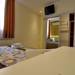 Хостел Far Home Plaza Mayor фото 2