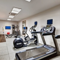 Отель Hilton Garden Inn Davos Швейцария, Давос - отзывы, цены и фото номеров - забронировать отель Hilton Garden Inn Davos онлайн фитнесс-зал