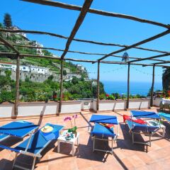 Отель La Pergola Италия, Амальфи - 1 отзыв об отеле, цены и фото номеров - забронировать отель La Pergola онлайн бассейн фото 2