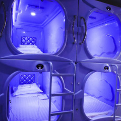 Отель MET A Space Pod @ Boat Quay фото 6