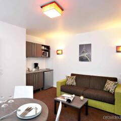 Отель Aparthotel Adagio access Paris Asnieres комната для гостей