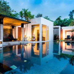 Отель Excellence Beachfront Villa Таиланд, пляж Май Кхао - отзывы, цены и фото номеров - забронировать отель Excellence Beachfront Villa онлайн бассейн