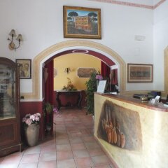 Отель Villa Flora Италия, Помпеи - отзывы, цены и фото номеров - забронировать отель Villa Flora онлайн интерьер отеля