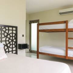 Отель Sayab Hostel Мексика, Плая-дель-Кармен - отзывы, цены и фото номеров - забронировать отель Sayab Hostel онлайн удобства в номере фото 2