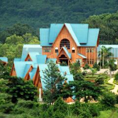 Отель Aye Thar Yar Golf Resort фитнесс-зал