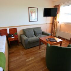Airport Hotel Bonus Inn комната для гостей фото 11