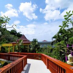 Отель Grand Bleu Ocean View Pool Suite балкон