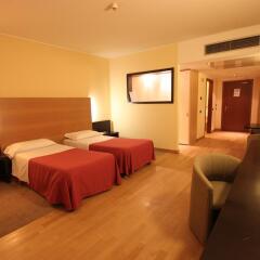Residence Golf Hotel Опера комната для гостей фото 3