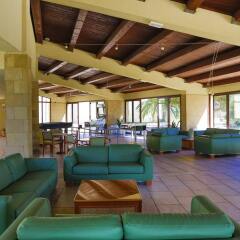 Отель VOI Arenella Resort Италия, Сиракуза - отзывы, цены и фото номеров - забронировать отель VOI Arenella Resort онлайн гостиничный бар