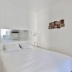Отель 37 - Luxury Flat Montaigne Париж комната для гостей фото 3