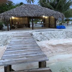 Отель Hakamanu Lodge Французская Полинезия, Тикехау - отзывы, цены и фото номеров - забронировать отель Hakamanu Lodge онлайн пляж