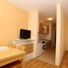 Отель Galeria Holiday Apartments Болгария, Аврен - отзывы, цены и фото номеров - забронировать отель Galeria Holiday Apartments онлайн удобства в номере