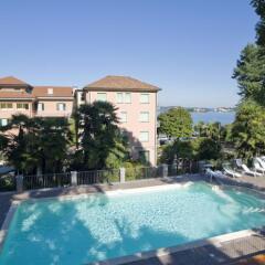 Hotel Beau Rivage Бавено бассейн