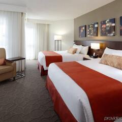 Отель Delta Hotels by Marriott Montreal Канада, Монреаль - отзывы, цены и фото номеров - забронировать отель Delta Hotels by Marriott Montreal онлайн комната для гостей фото 4