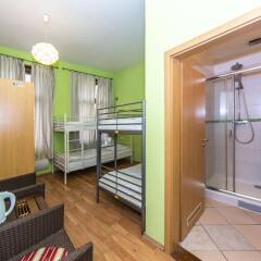 Hostel Orange Прага комната для гостей